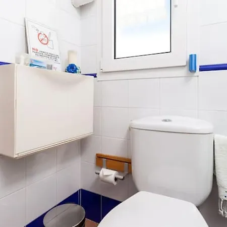 Bright With Air Conditioning In 65 M² * Conil De La Frontera