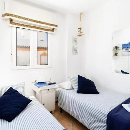 Bright With Air Conditioning In 65 M² Apartment Conil De La Frontera