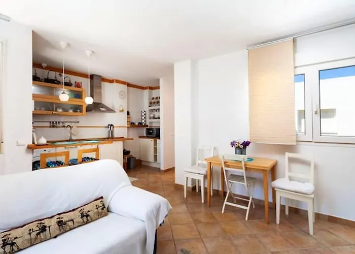 Spacious In 65 M² *