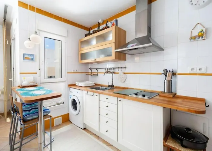 Апартаменты Spacious In 65 M² Кониль-де-ла-Фронтера