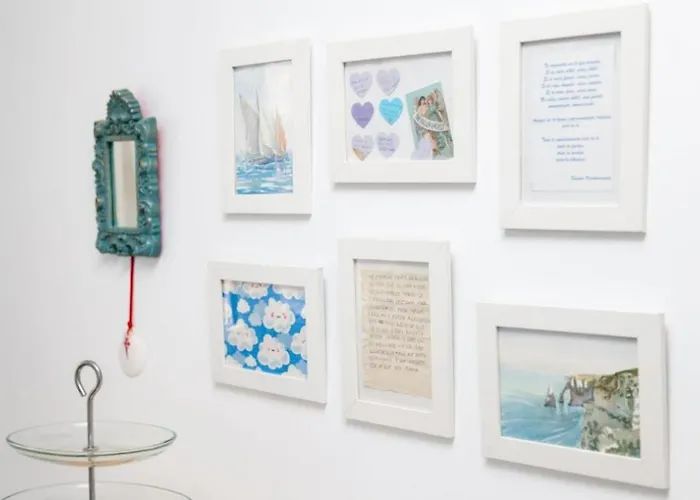 Апартаменты Spacious In 65 M²